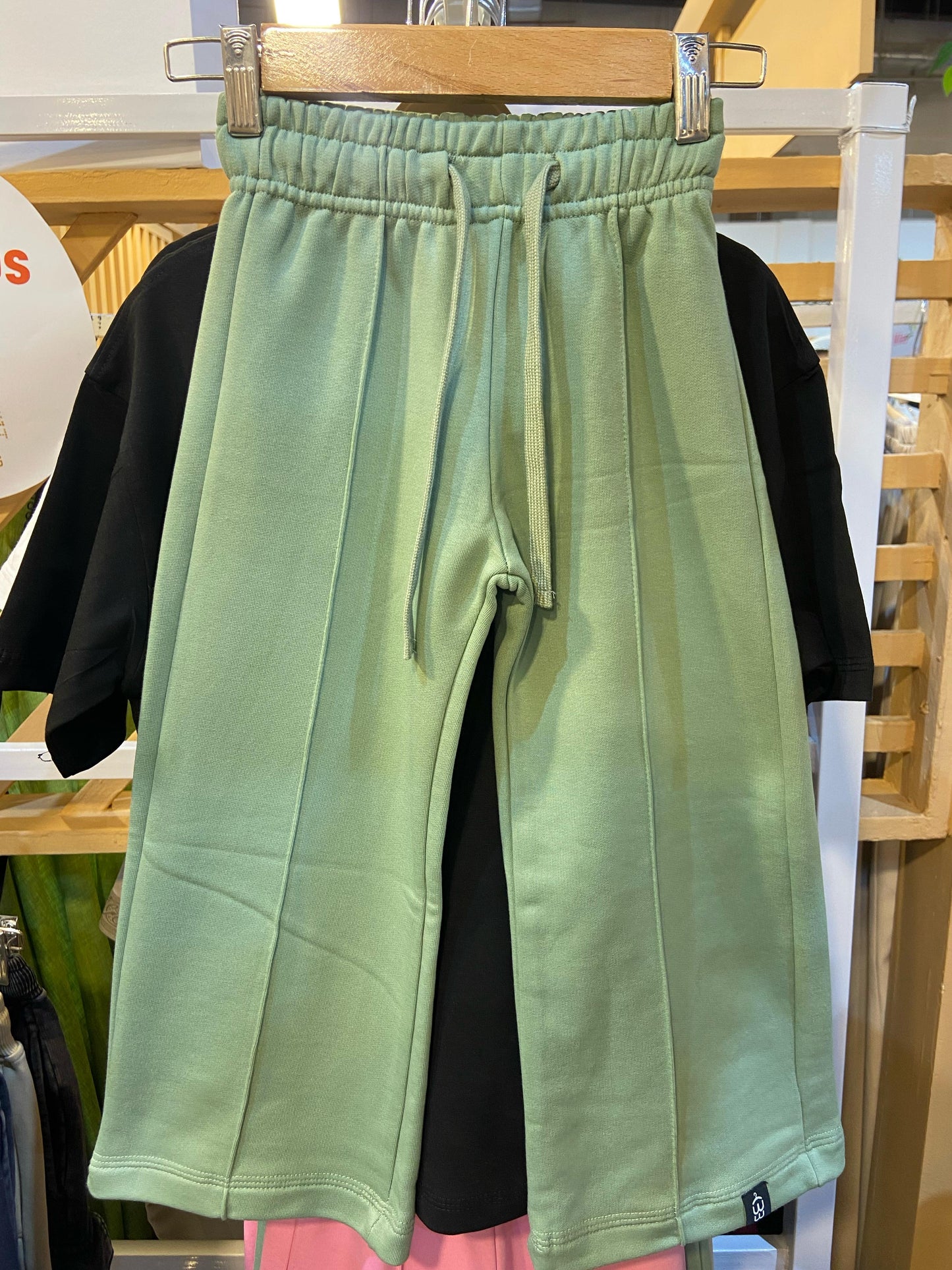 Mint wide leg pants